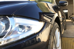 Jaguar XJ Blue